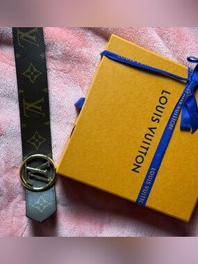 Louis Vuitton Reversible Belt